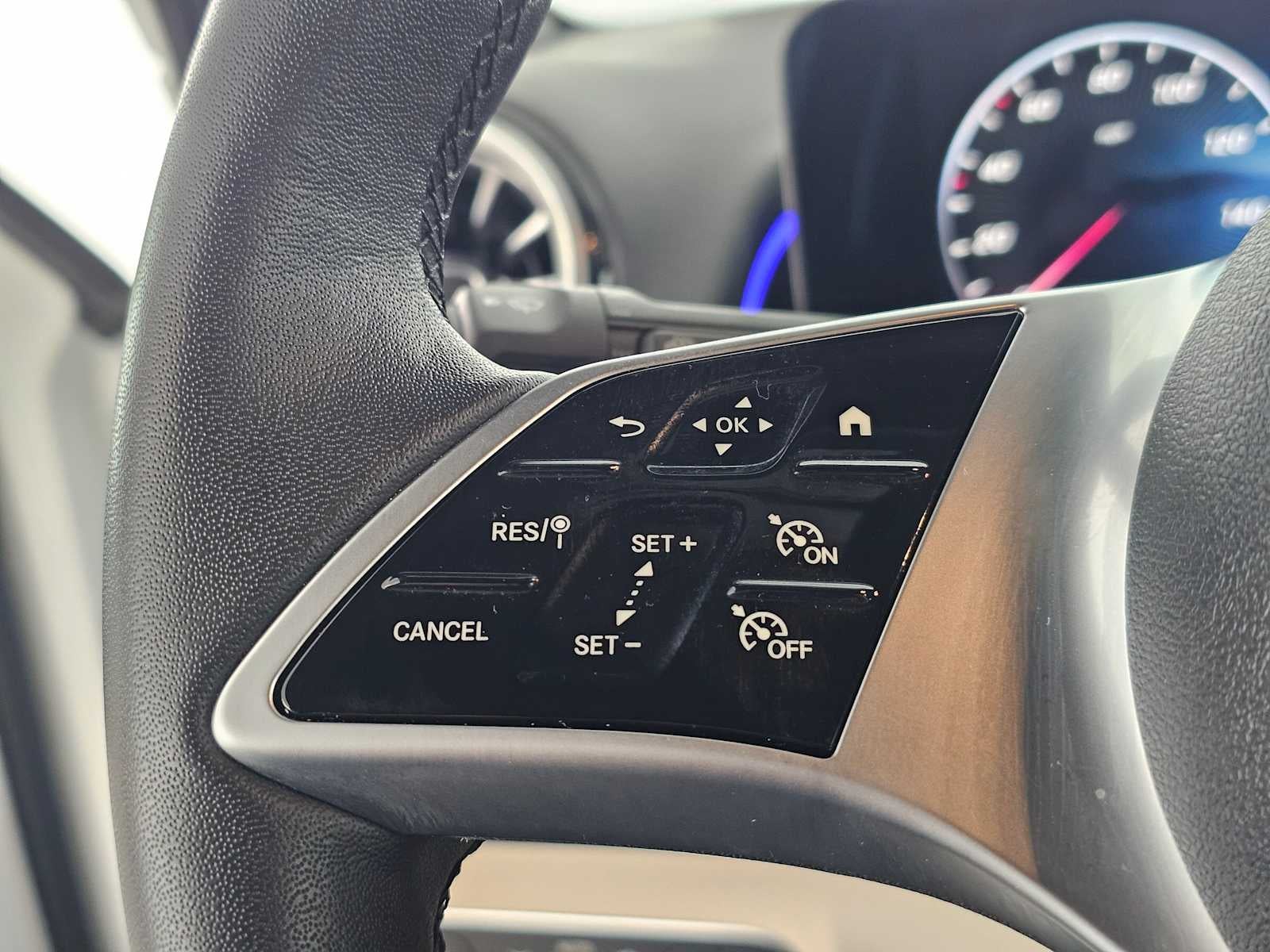 2026 Mercedes-Benz GLB 250 SUV