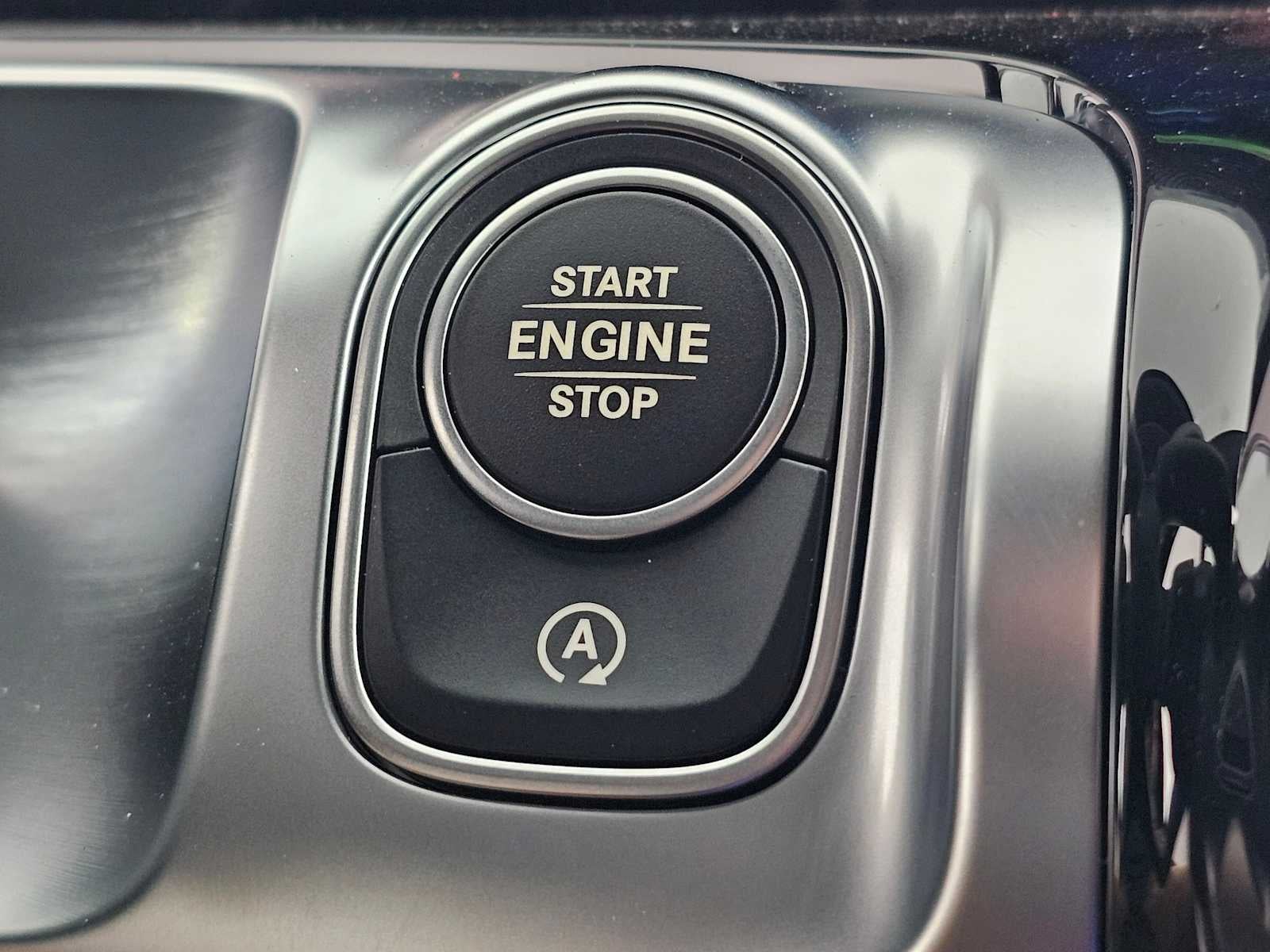 2026 Mercedes-Benz GLB 250 SUV