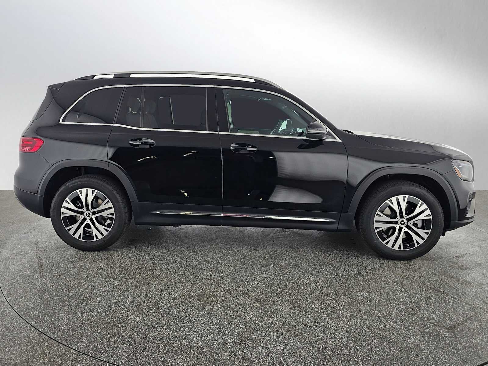 2026 Mercedes-Benz GLB 250 SUV