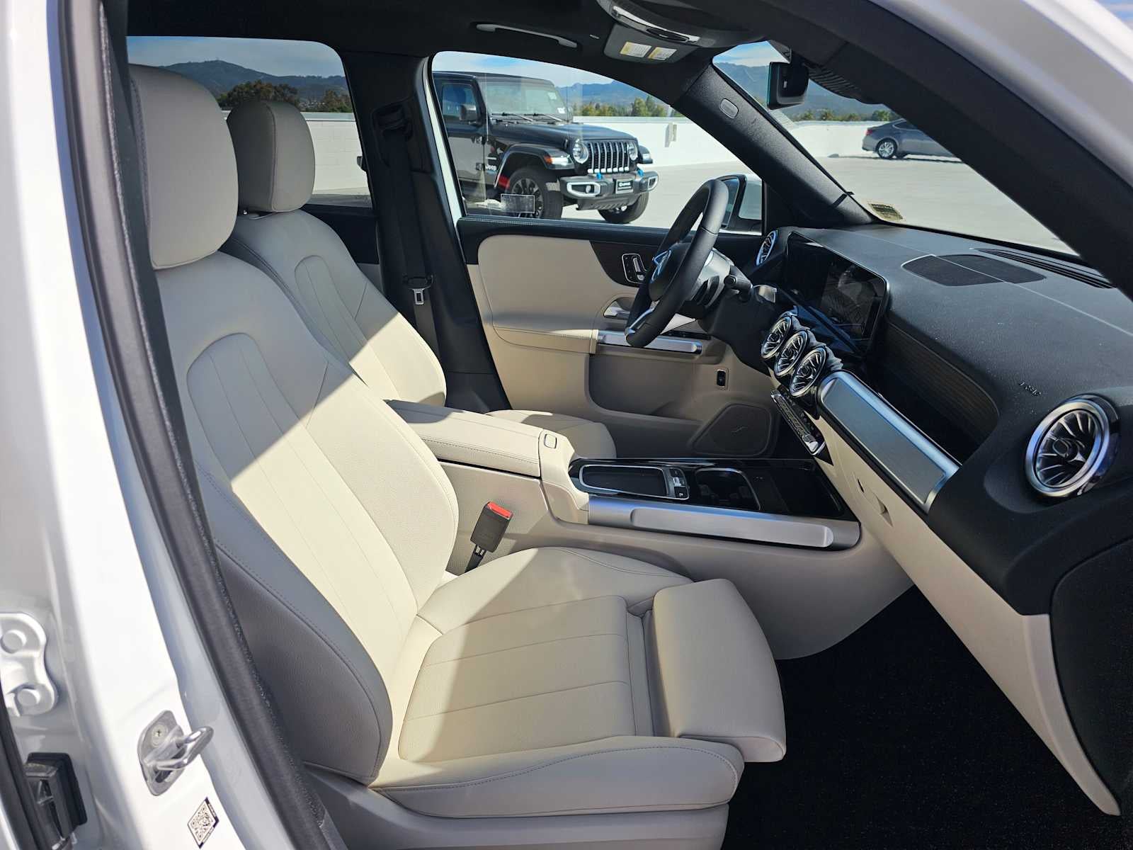 2026 Mercedes-Benz GLB 250 SUV