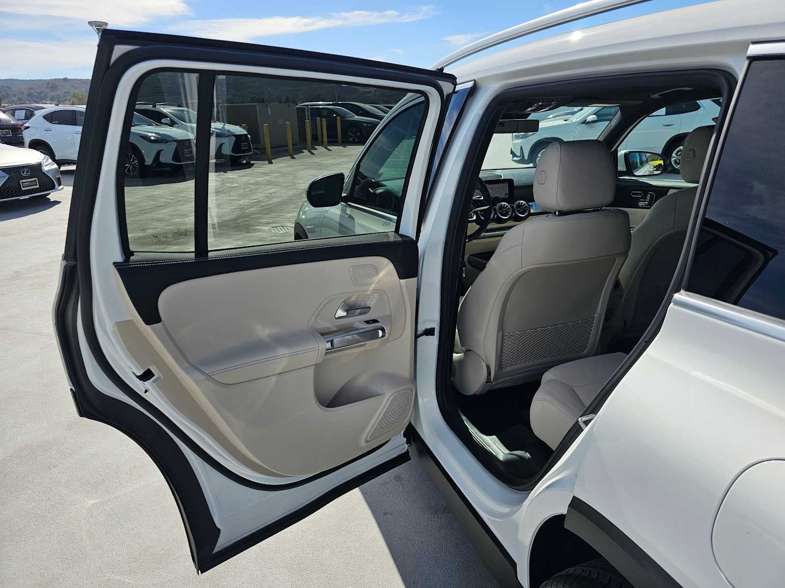 2026 Mercedes-Benz GLB 250 SUV