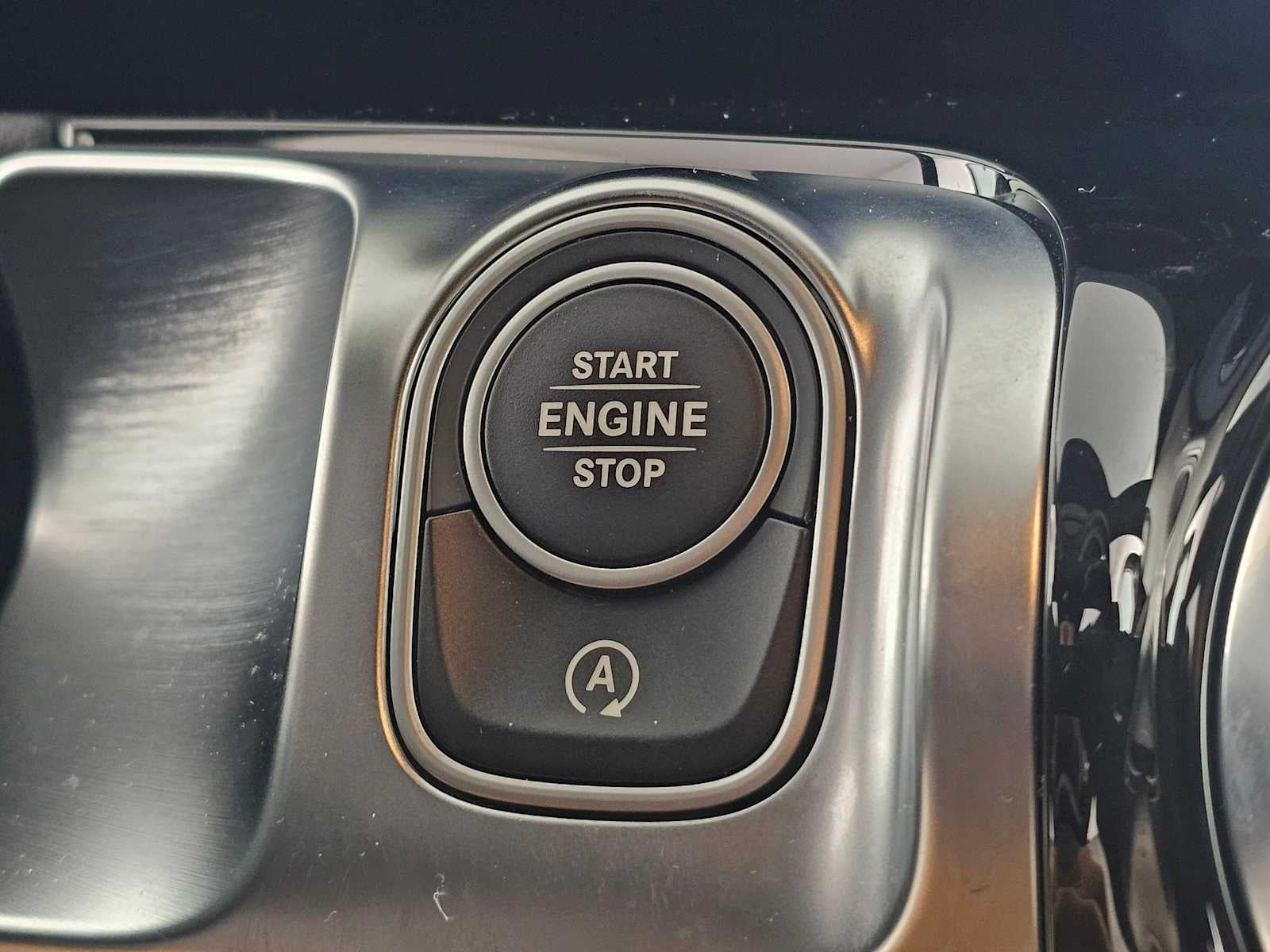 2025 Mercedes-Benz GLB GLB 250