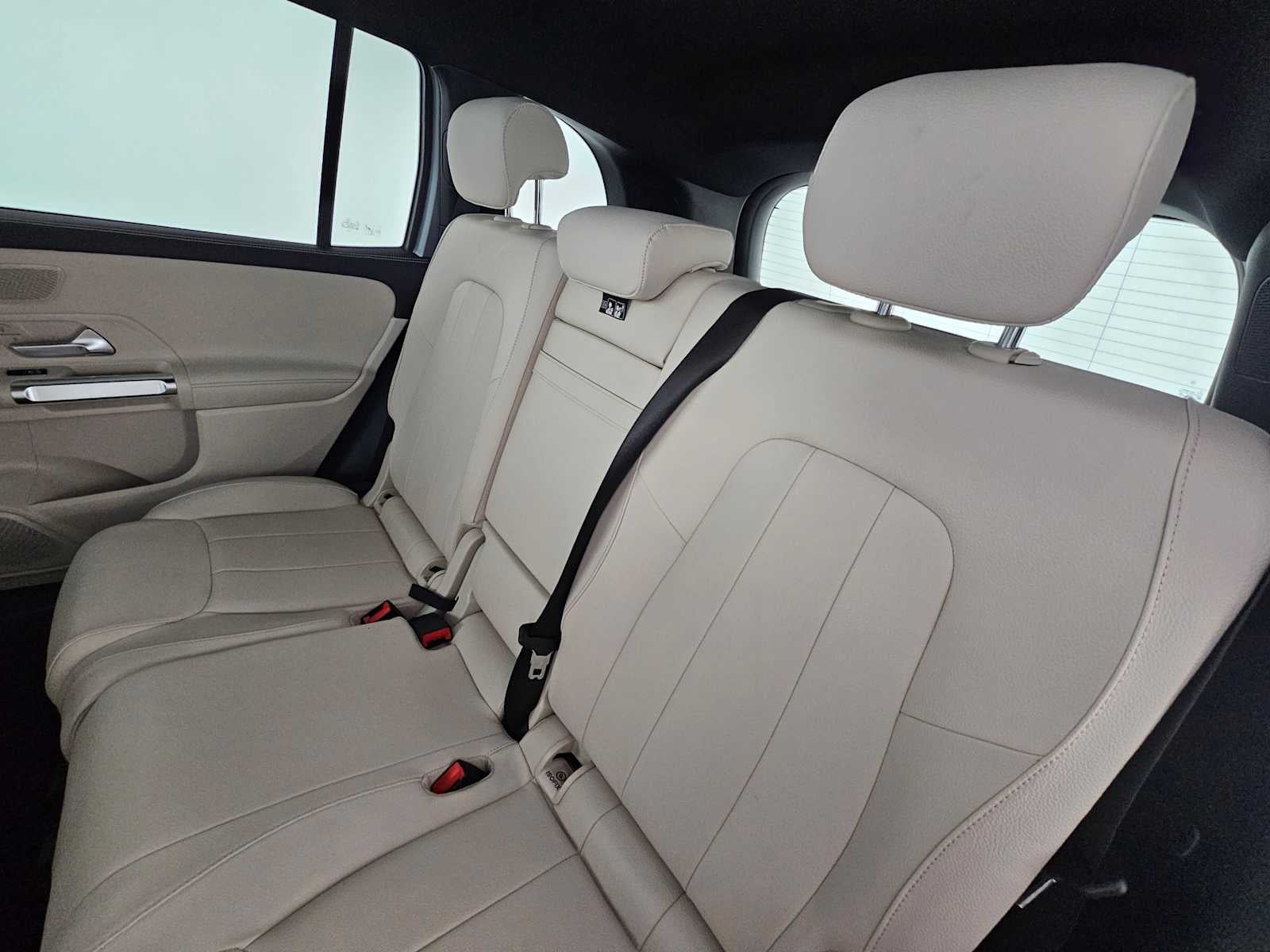 2026 Mercedes-Benz GLB 250 SUV