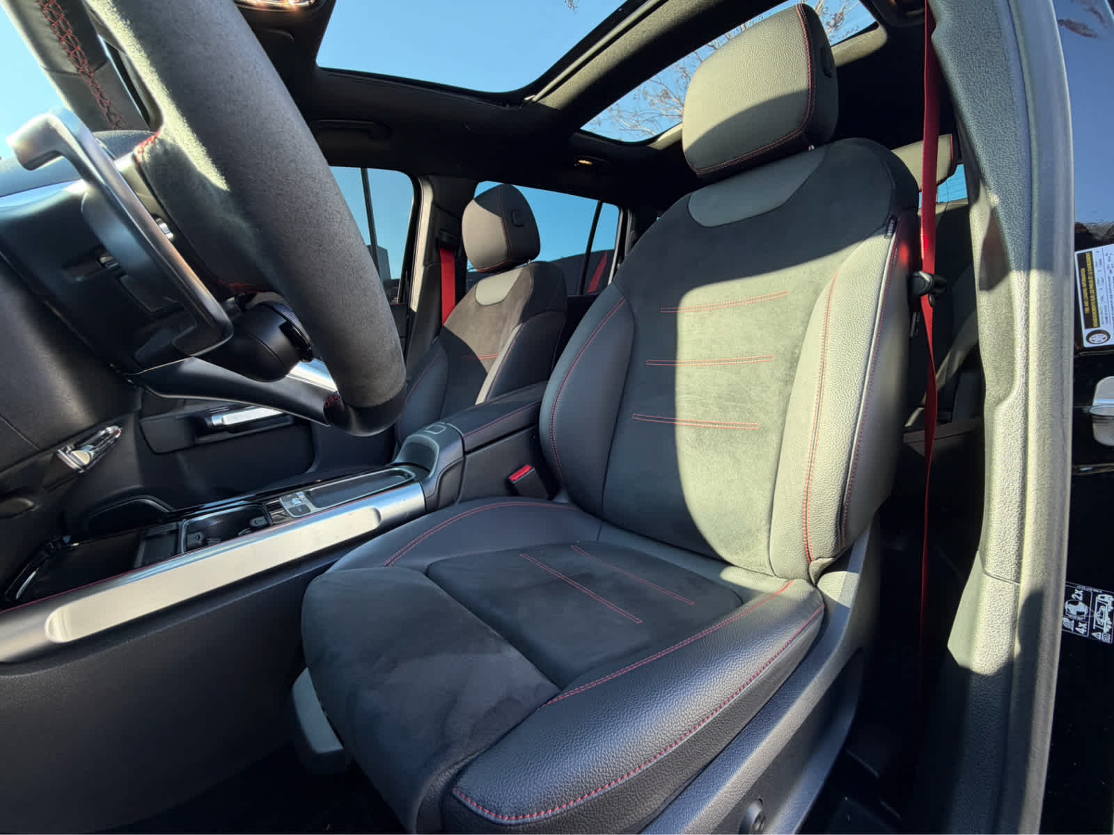 2025 Mercedes-Benz GLB AMG® GLB 35