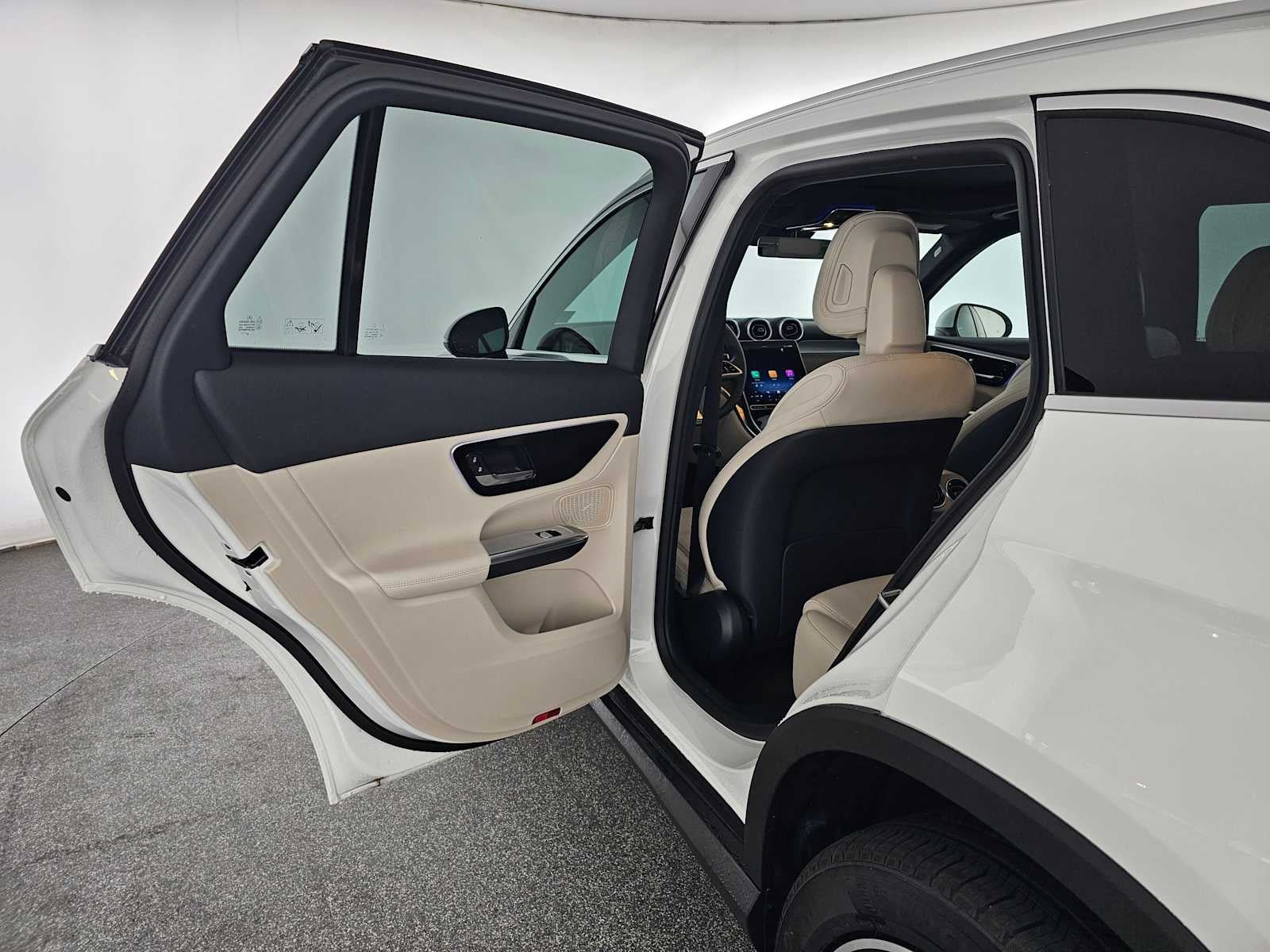2026 Mercedes-Benz GLC 300 SUV