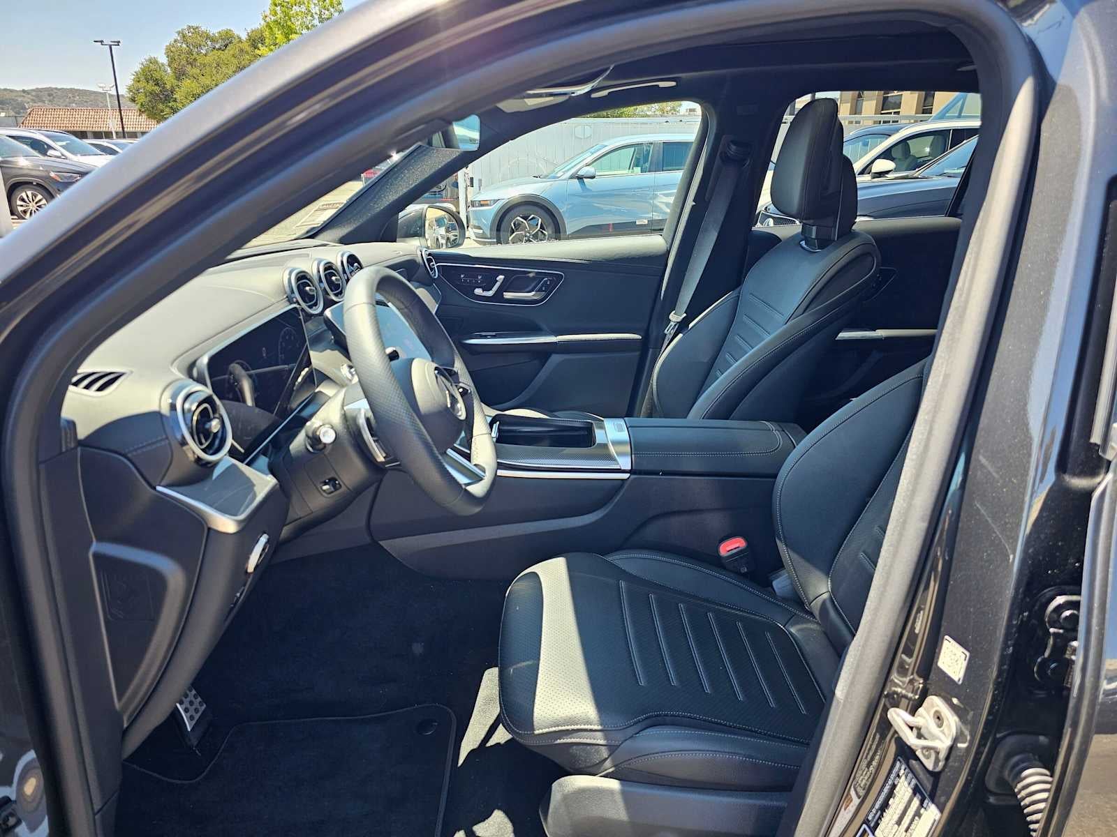 2026 Mercedes-Benz GLC 300 SUV