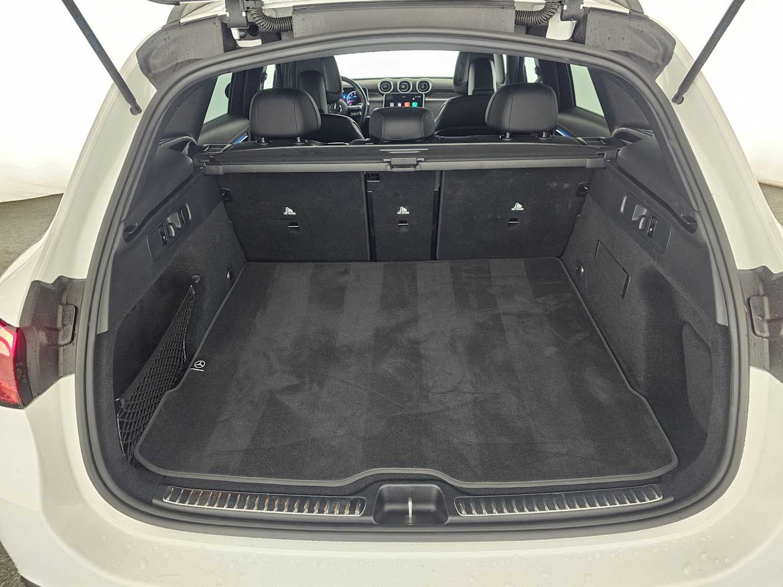 2025 Mercedes-Benz GLC 300 SUV