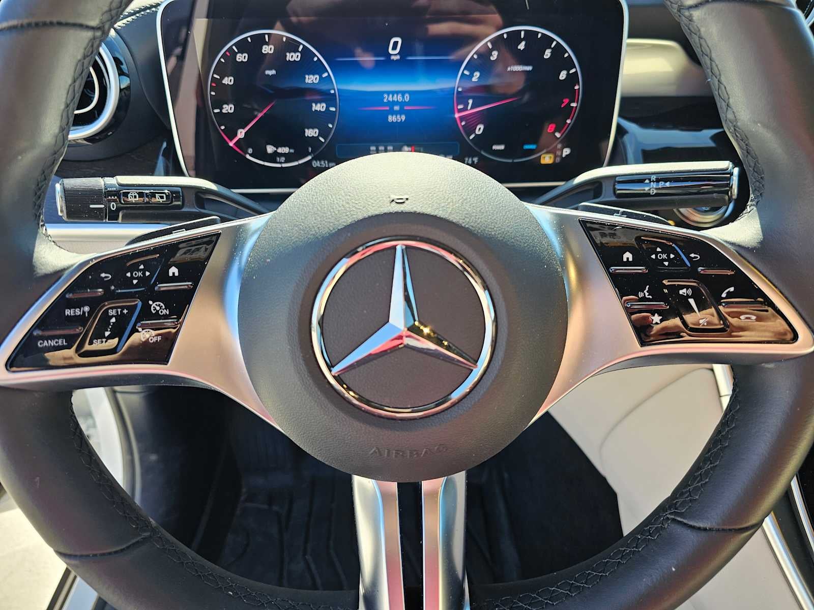 2025 Mercedes-Benz GLC 300 SUV