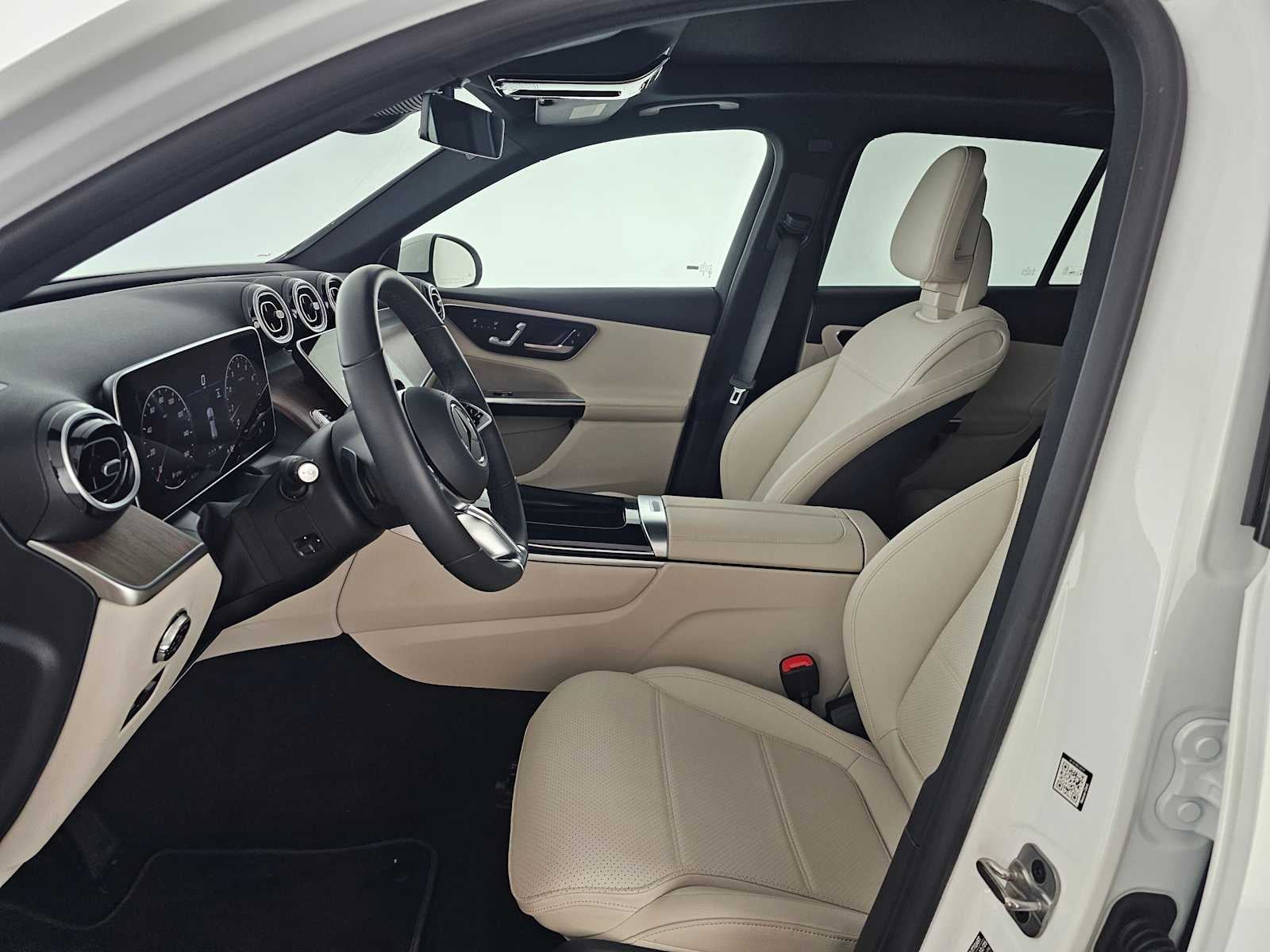 2026 Mercedes-Benz GLC 300 SUV
