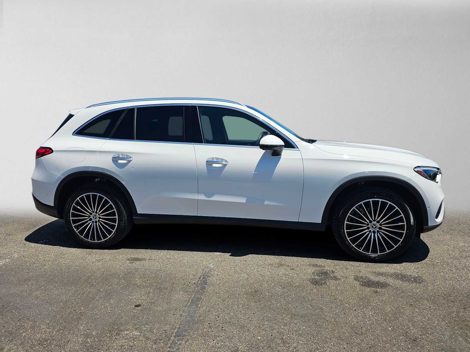2026 Mercedes-Benz GLC 300 SUV