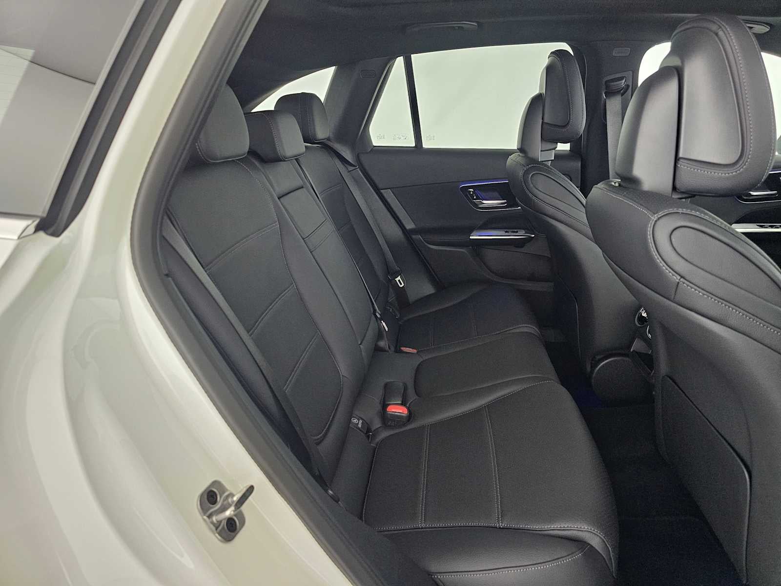 2026 Mercedes-Benz GLC 300 SUV