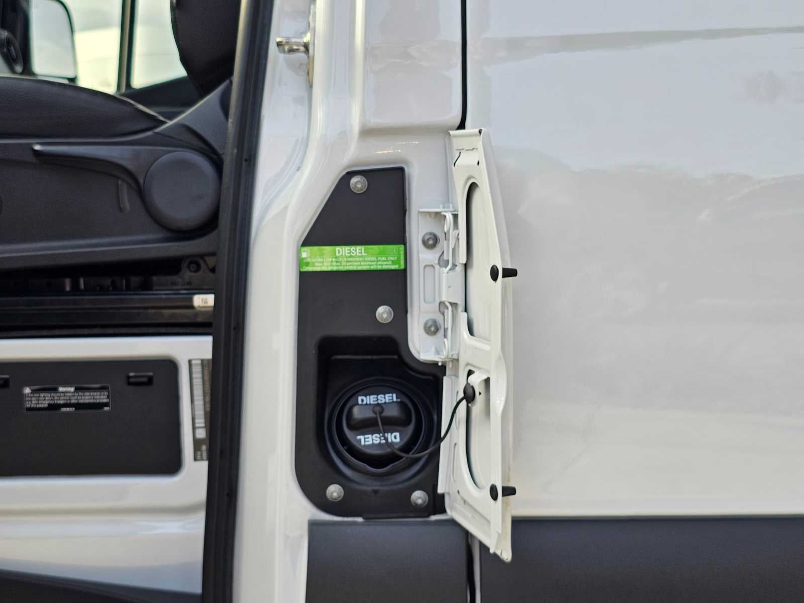 2025 Mercedes-Benz Sprinter 2500 Standard Roof I4 Diesel 144" RWD