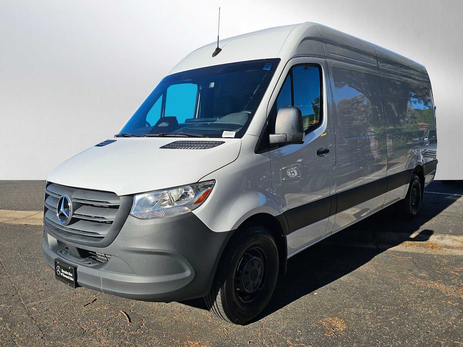 2025 Mercedes-Benz Sprinter 2500 High Roof I4 Diesel HO 170" RWD