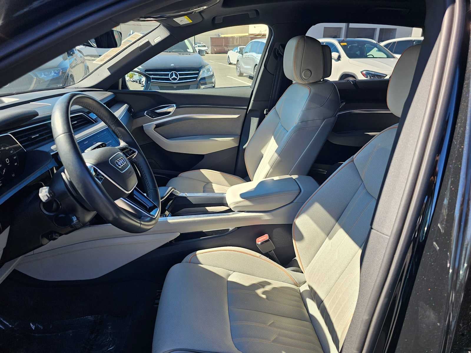 2024 Audi Q8 e-tron Prestige