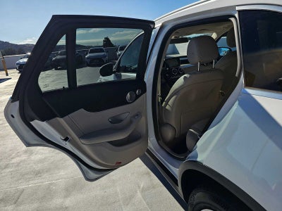 2018 Mercedes-Benz GLC 300 4MATIC® SUV