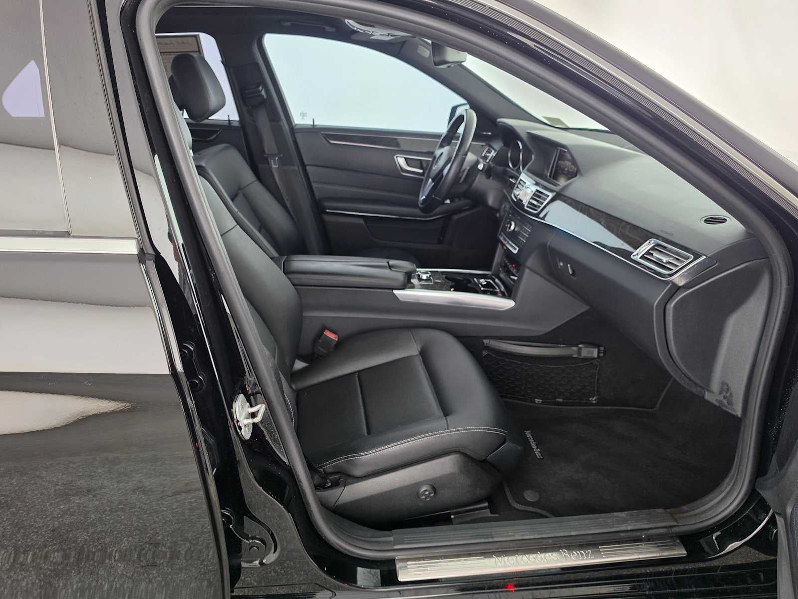 2016 Mercedes-Benz E 350 4dr Sdn RWD