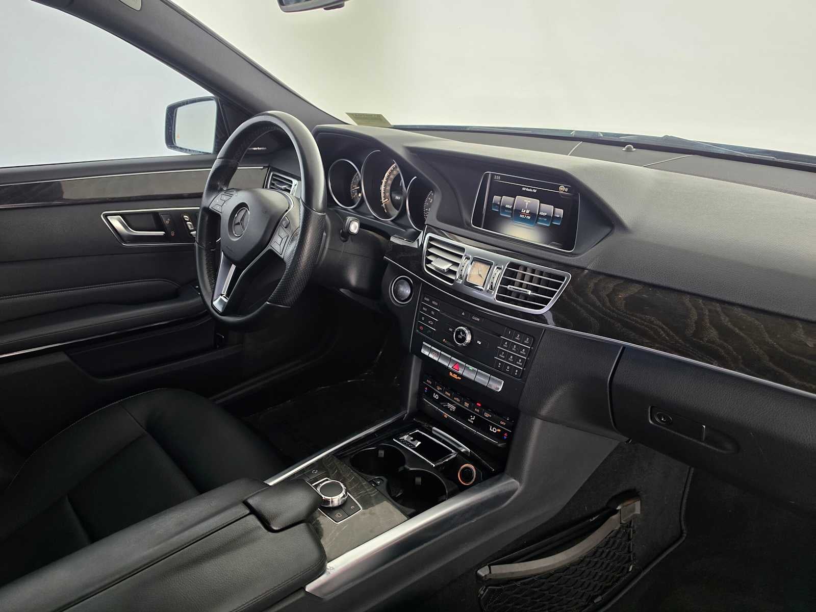2016 Mercedes-Benz E 350 4dr Sdn RWD