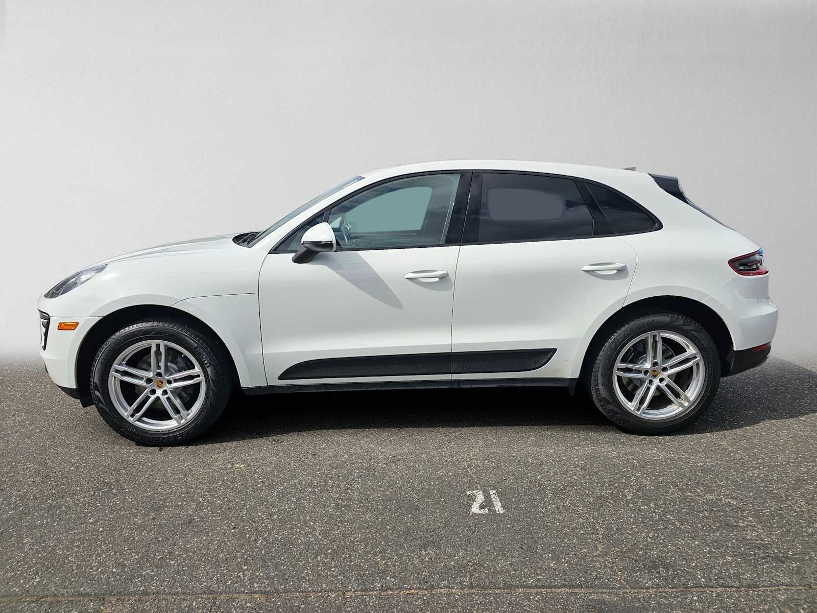 2017 Porsche Macan AWD