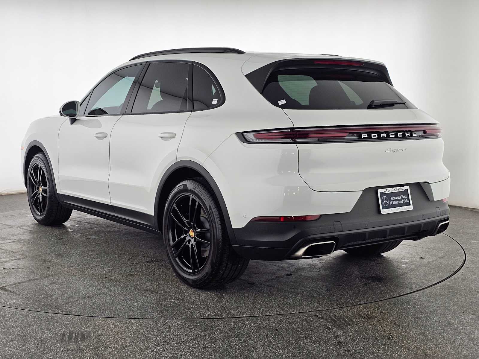 2025 Porsche Cayenne AWD