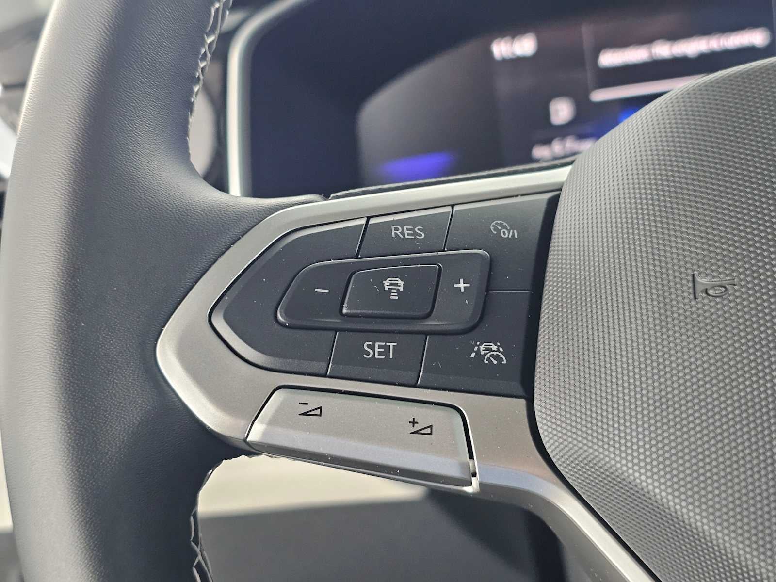 2026 Volkswagen Taos SE
