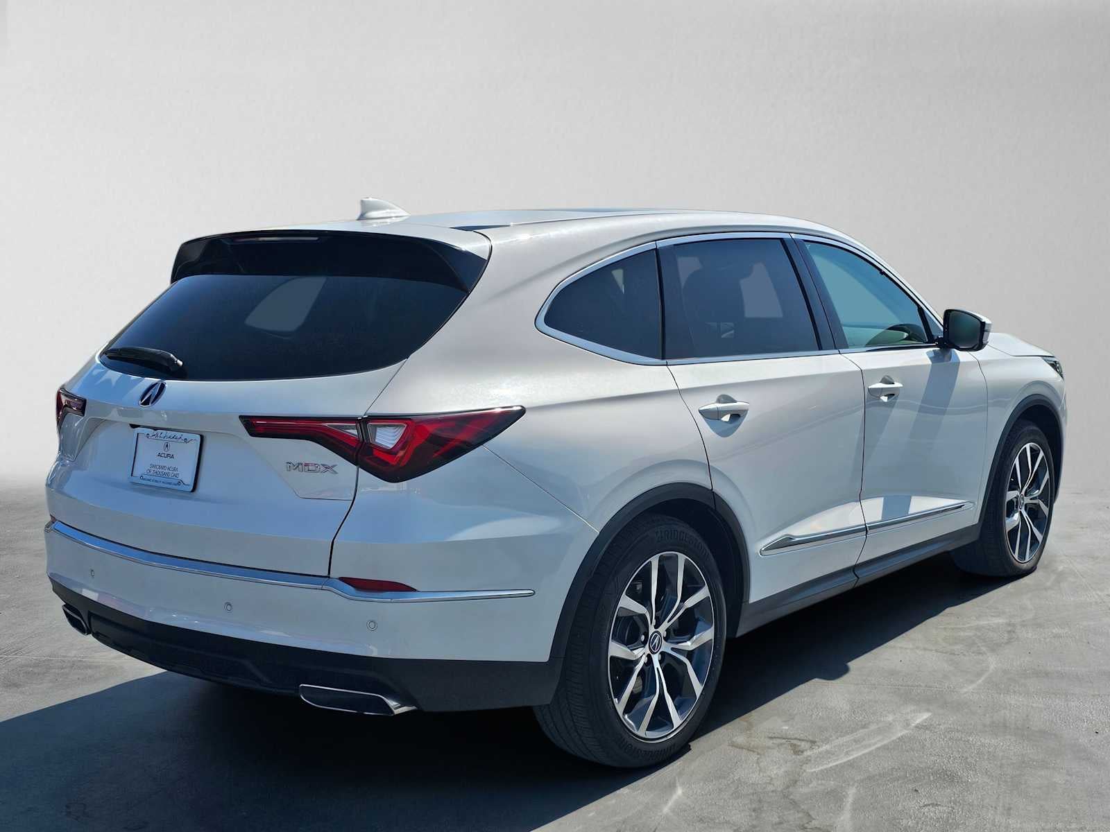 2023 Acura MDX w/Technology Package