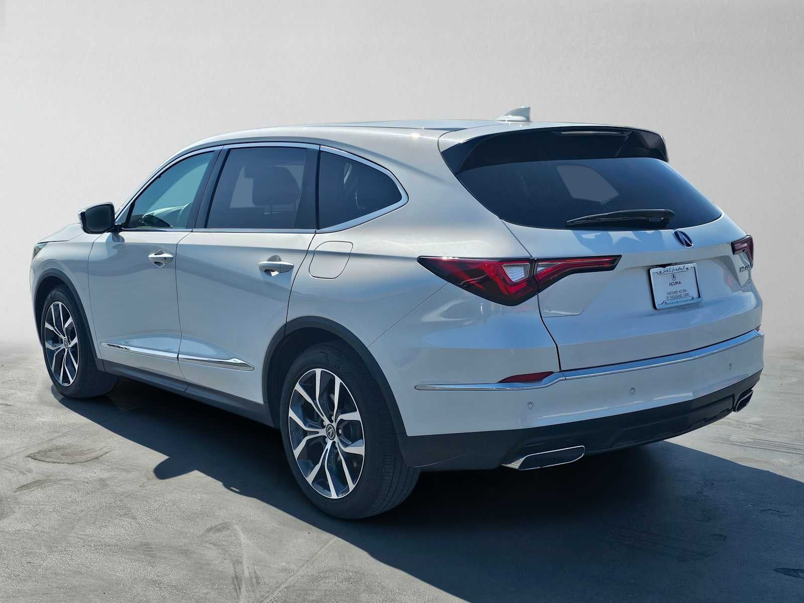 2023 Acura MDX w/Technology Package