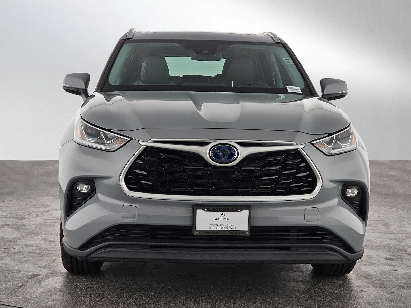 2022 Toyota Highlander Hybrid Bronze Edition