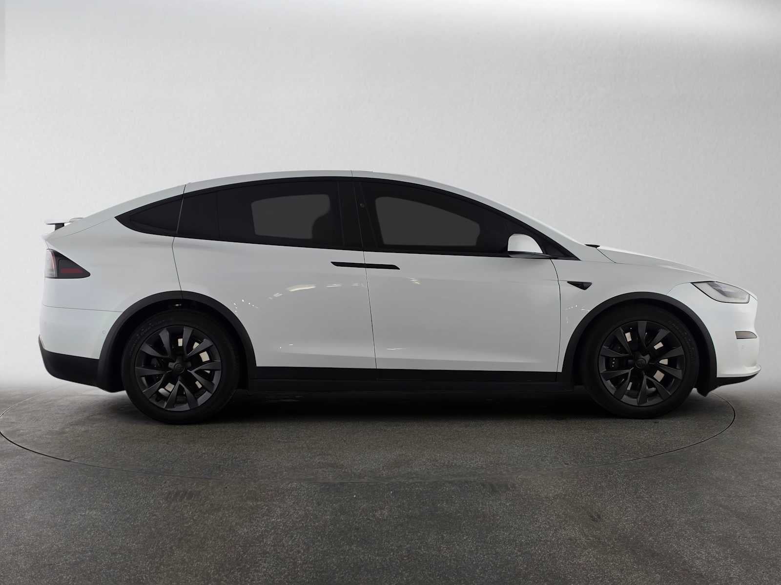 2022 Tesla Model X AWD
