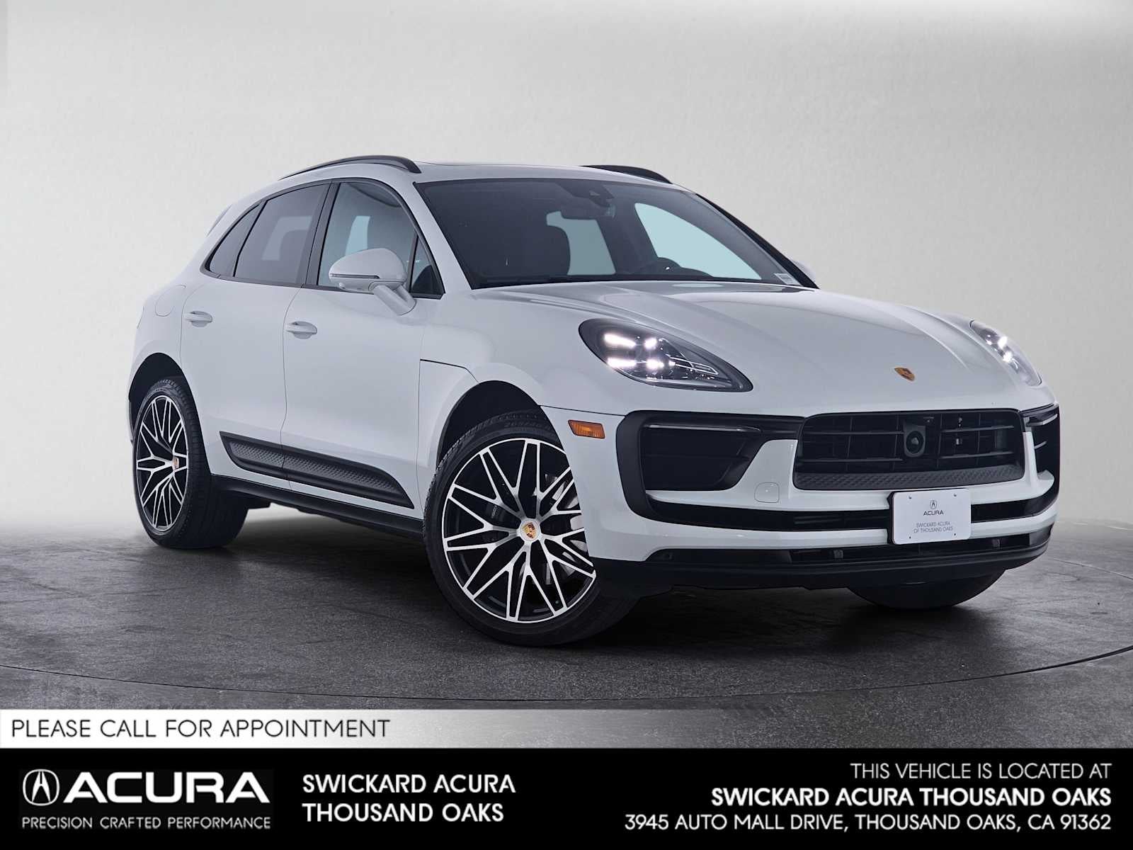 2026 Porsche Macan AWD