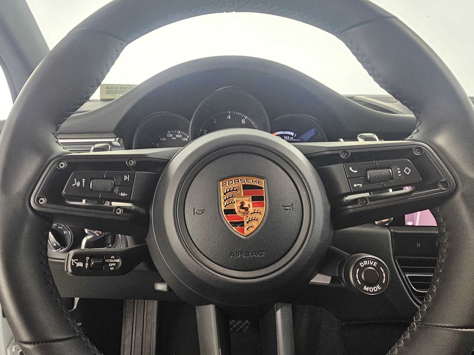 2026 Porsche Macan AWD