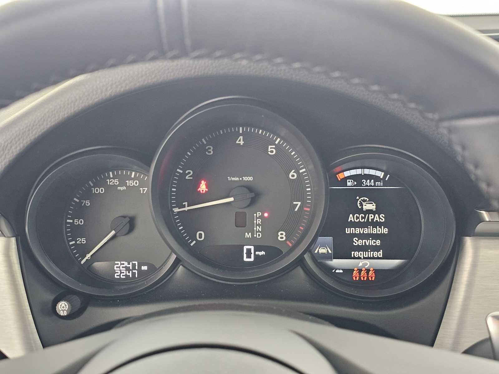 2026 Porsche Macan AWD