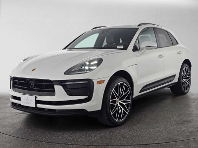 2026 Porsche Macan AWD