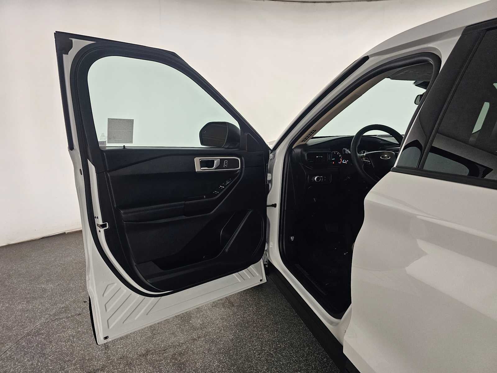 2022 Ford Explorer Base