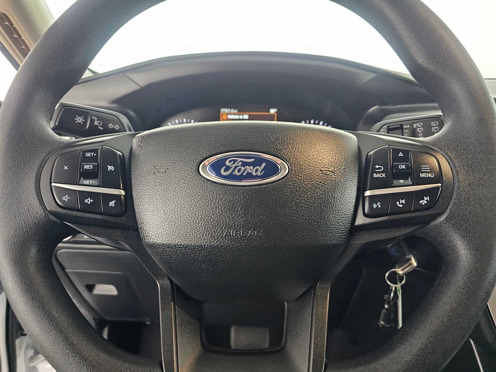 2022 Ford Explorer Base