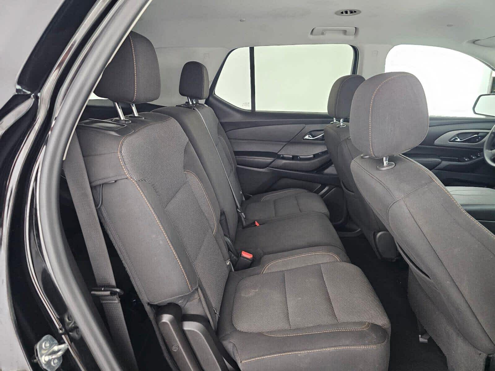 2021 Chevrolet Traverse LS