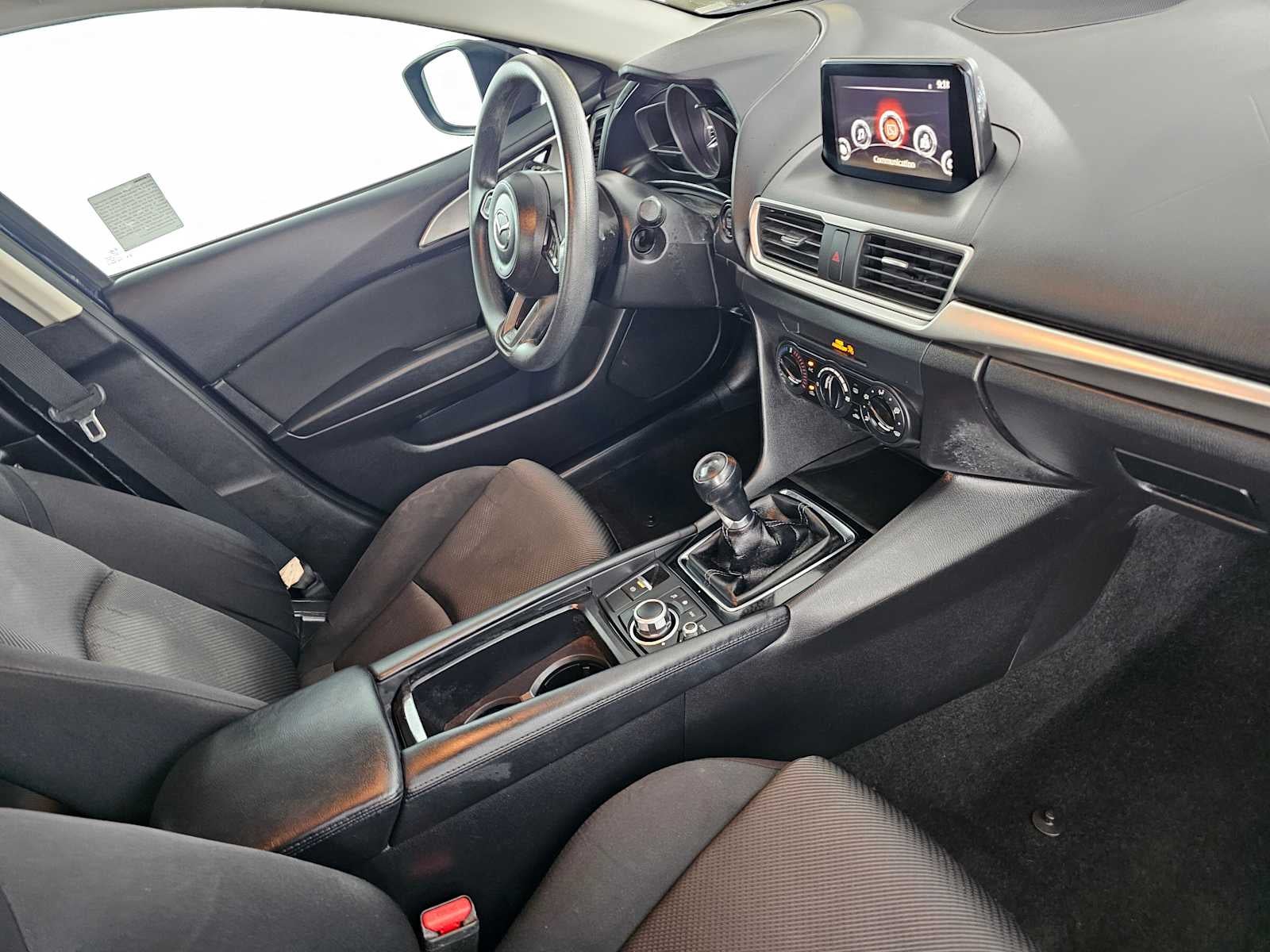 2017 Mazda Mazda3 4-Door Sport