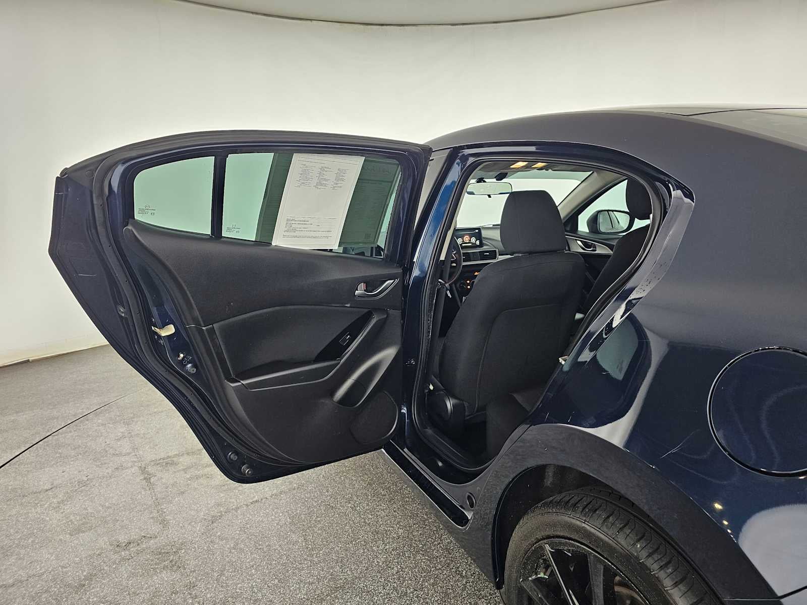 2017 Mazda Mazda3 4-Door Sport