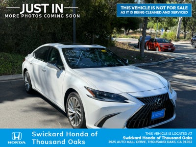 2023 Lexus ES 300h Luxury