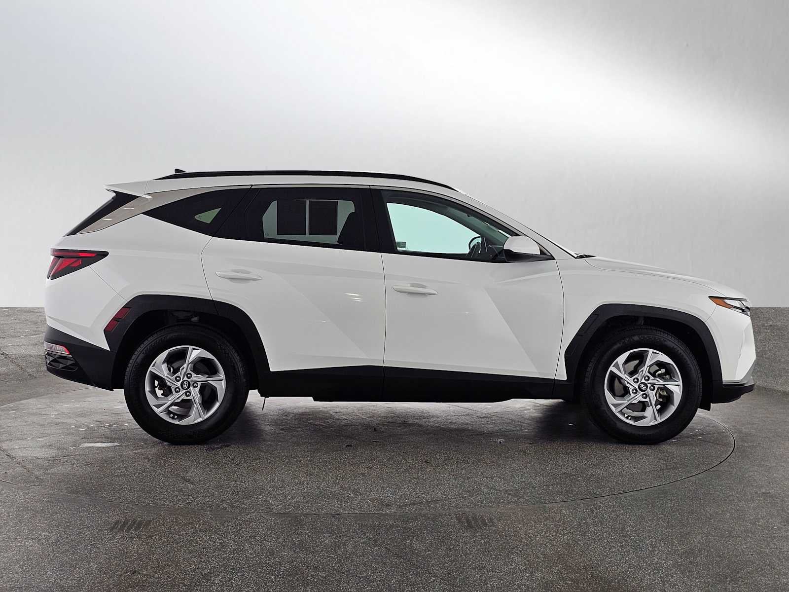 Used 2024 Hyundai Tucson SEL with VIN 5NMJB3DE9RH339181 for sale in Westlake Village, CA