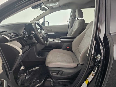 2024 Toyota Sienna LE
