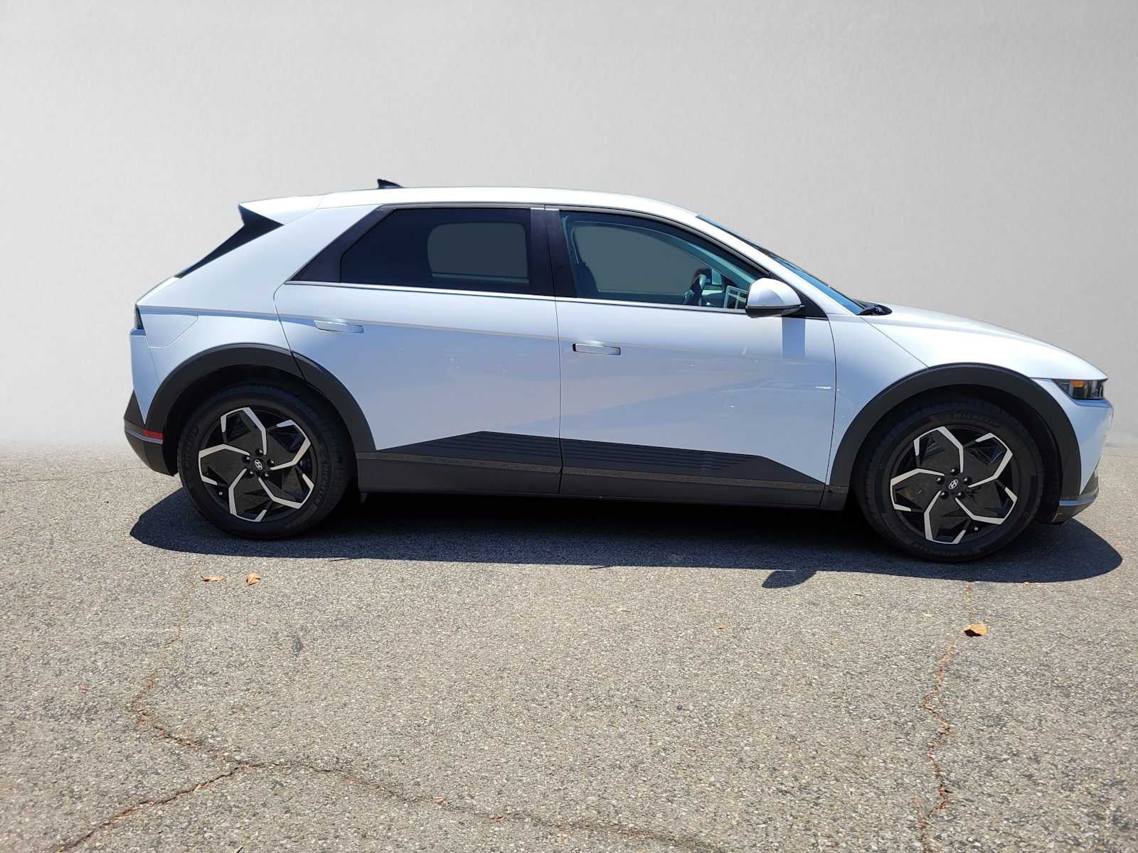 Used 2024 Hyundai IONIQ 5 SEL with VIN KM8KN4DE1RU291939 for sale in Westlake Village, CA