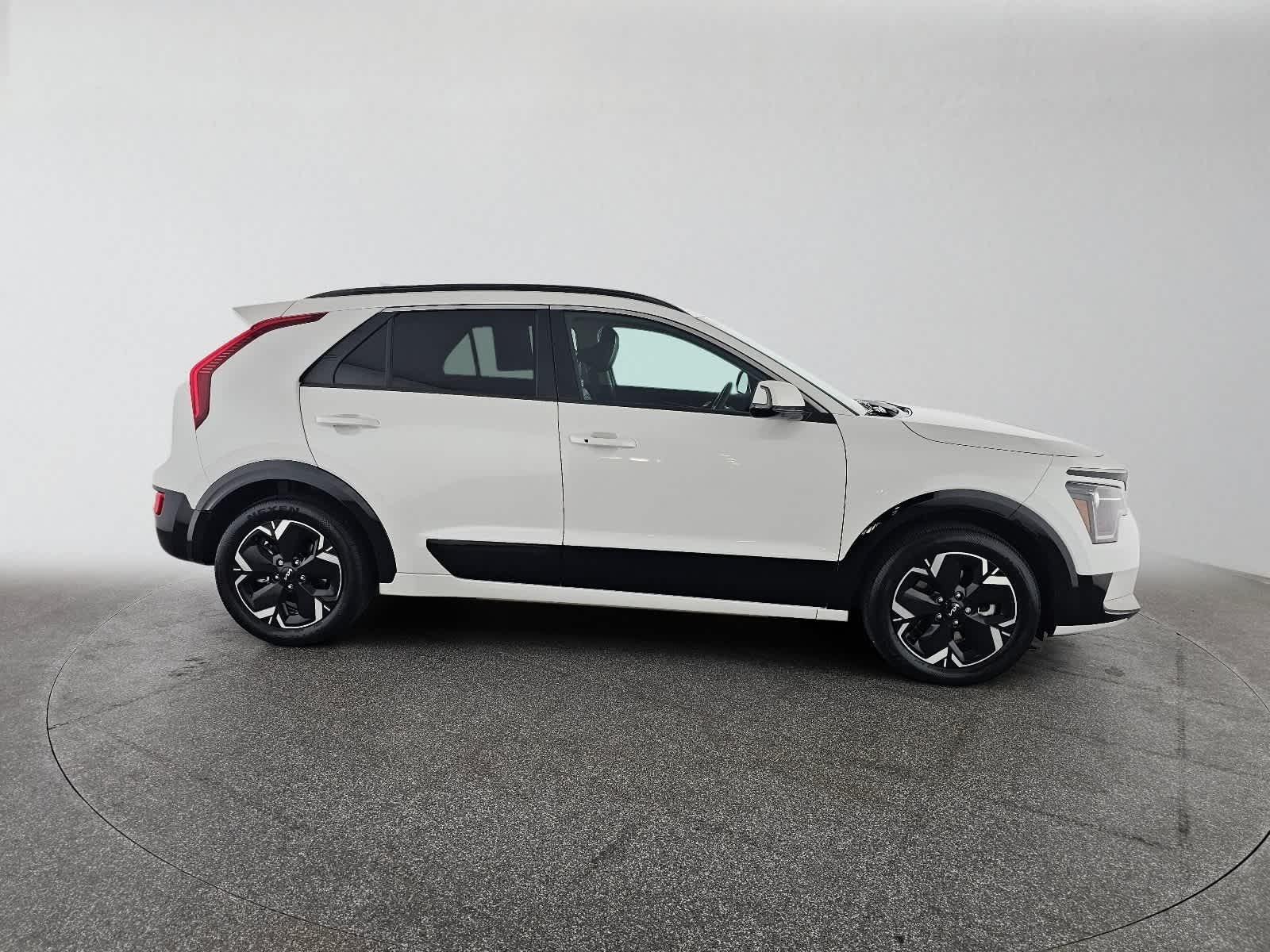 Used 2023 Kia Niro Wind with VIN KNDCR3L16P5039097 for sale in Westlake Village, CA