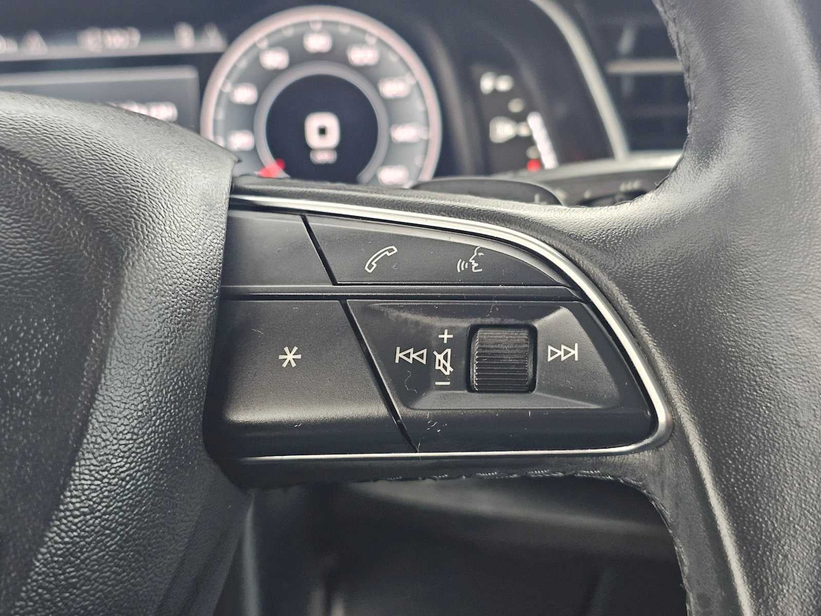 2023 Audi Q7 Premium Plus