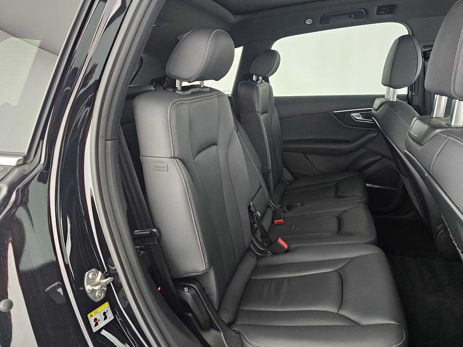 2025 Audi Q7 Premium Plus