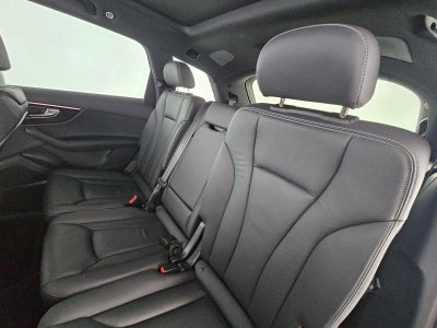 2025 Audi Q7 Premium Plus