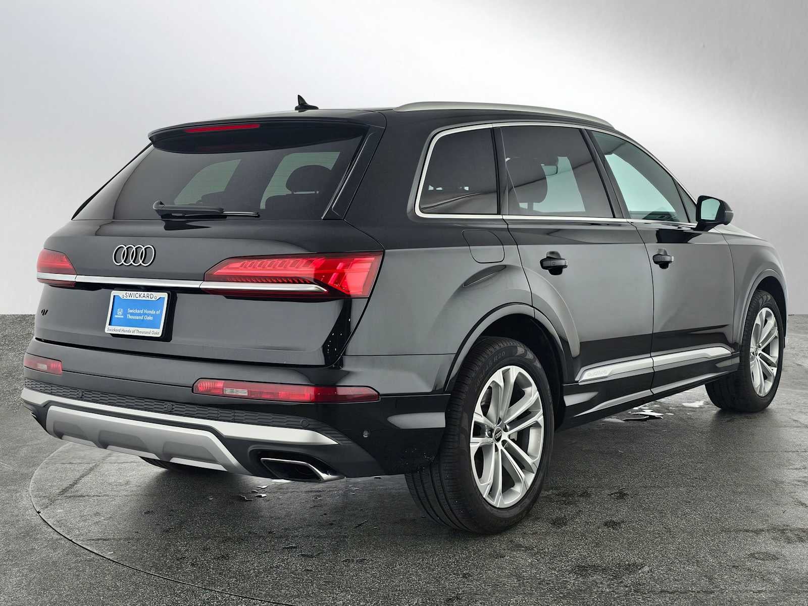 2025 Audi Q7 Premium Plus
