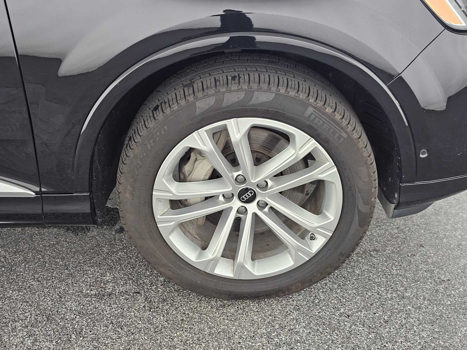 2025 Audi Q7 Premium Plus