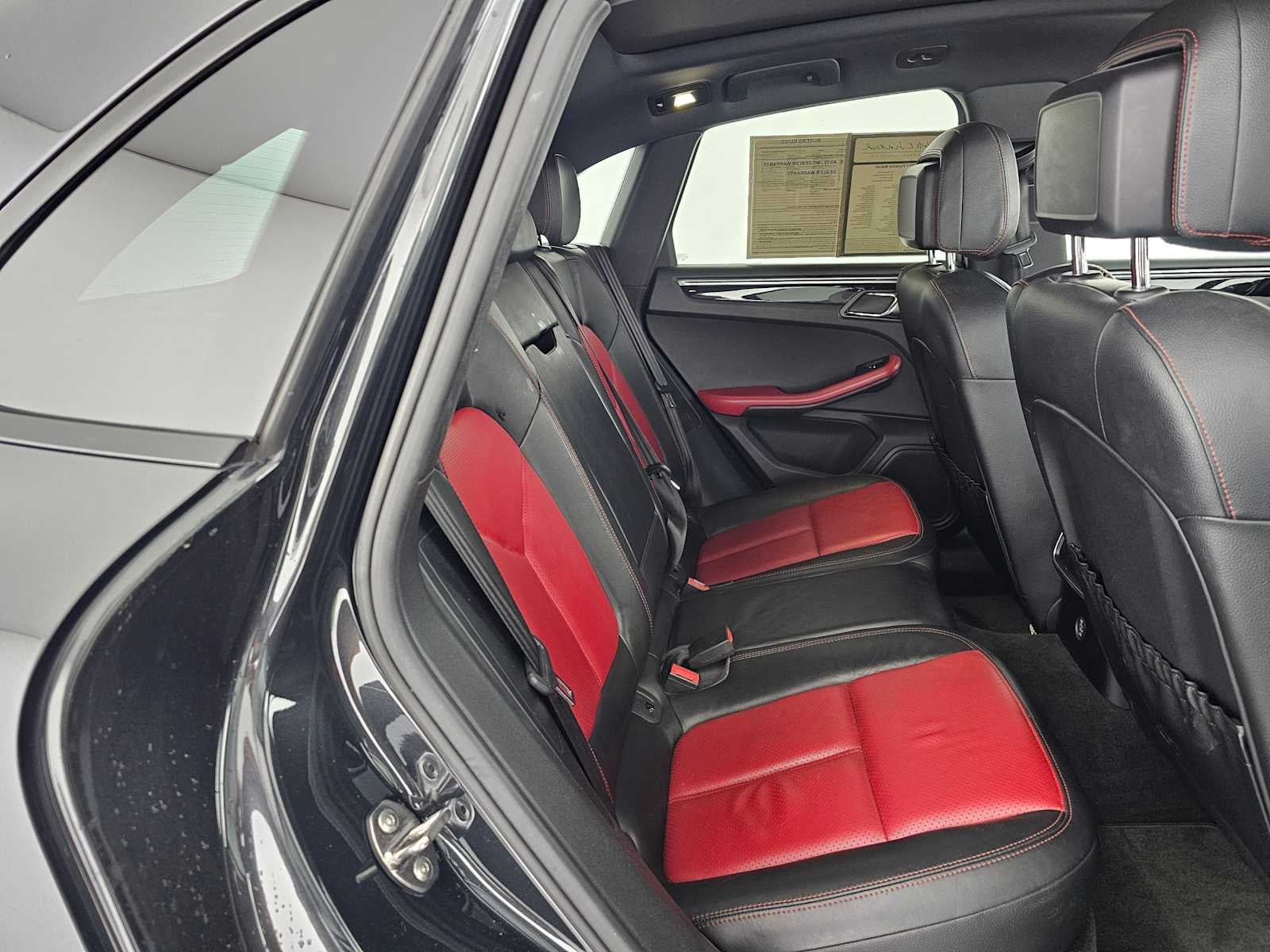 2017 Porsche Macan AWD