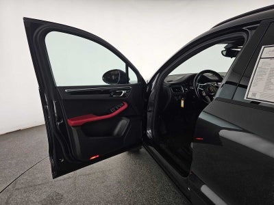 2017 Porsche Macan AWD