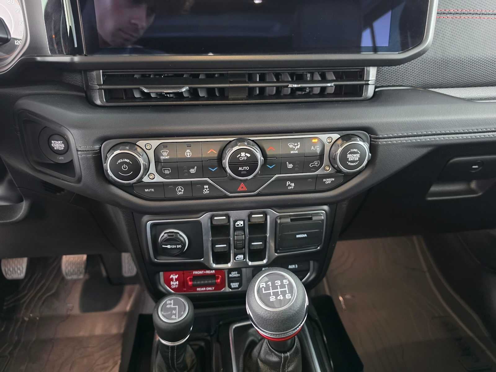 2025 Jeep Wrangler Rubicon X